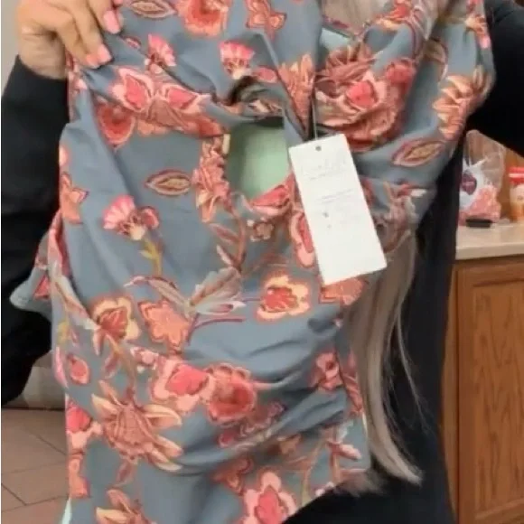 Cupshe Vintage Floral One Piece Swimsuit Coral and Blue - Picture 5 of 8